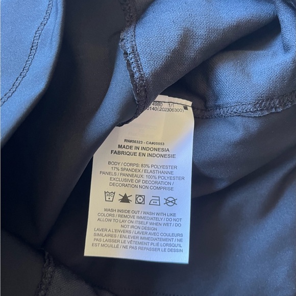 Nike Trail Women's Long Sleeve Running Top with Zipper Black Slim Fit XS - Picture 7 of 7